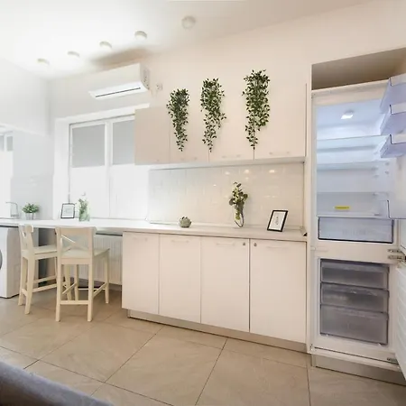 Read All About It - Stylish Central Studio Bucarest Esterno foto