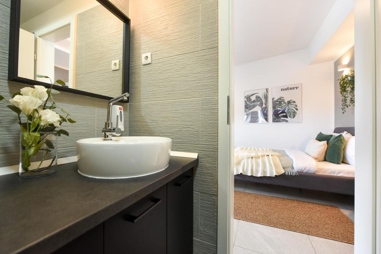 Read About It - Stylish Apartament